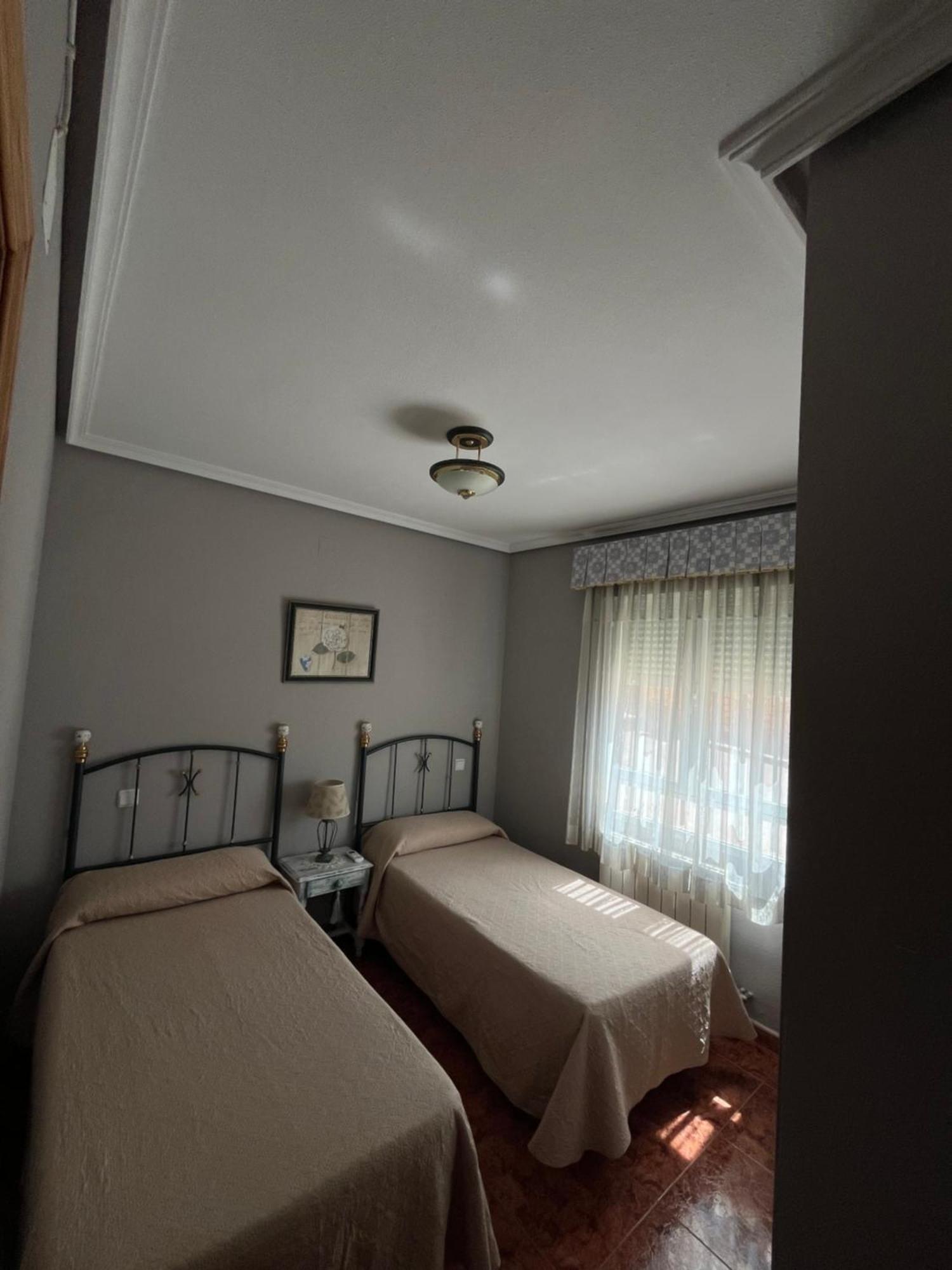 Apartamentos รุยเดรา ภายนอก รูปภาพ